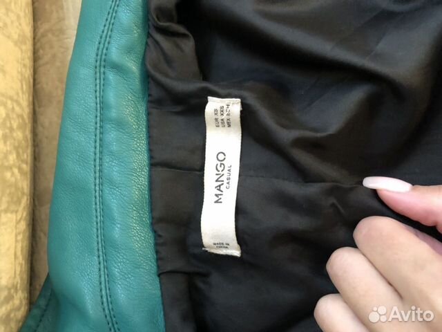 Кожаная куртка mango xs зелёная