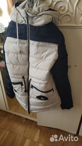 Куртка новая 42