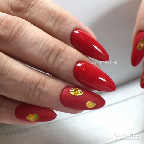 Маникюр