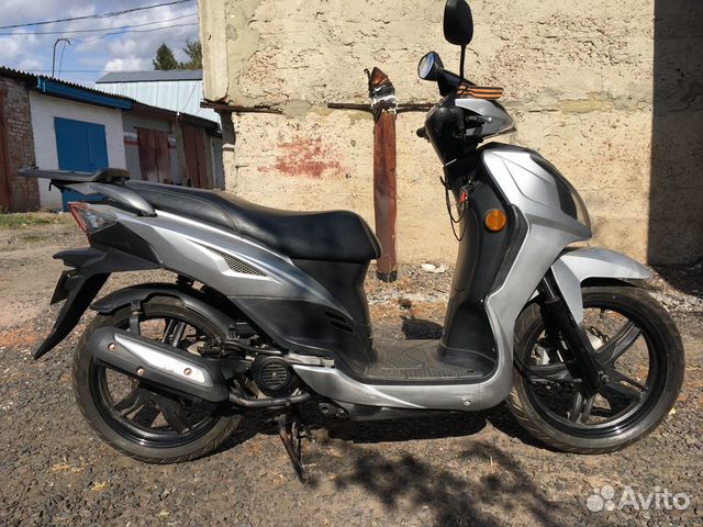 sym sr