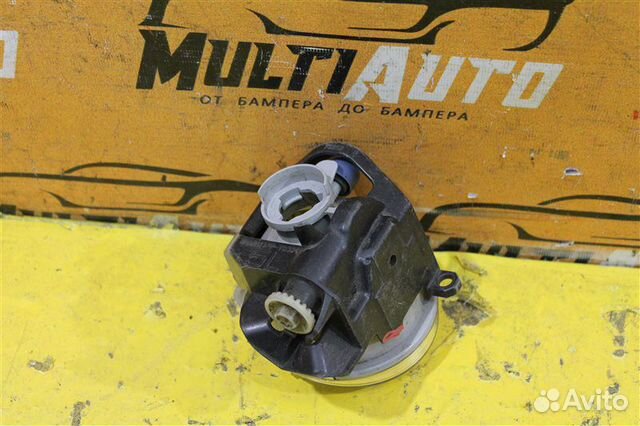 Фара противотуманная передняя левая Toyota Corolla