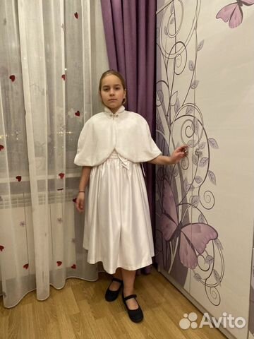 Нарядное платье с накидкой
