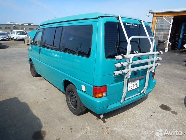 Моторчик омывателя Volkswagen Multivan T4 AAF 2.5L Моторчик омывателя Volkswagen Multivan T4 AAF 2.5L