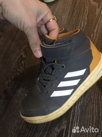 Кроссовки Adidas