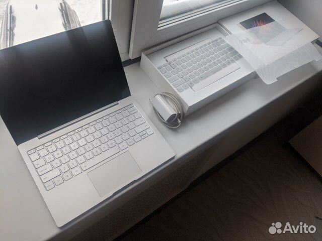 Продам ноутбук Xiaomi Mi Notebook Air 12.5