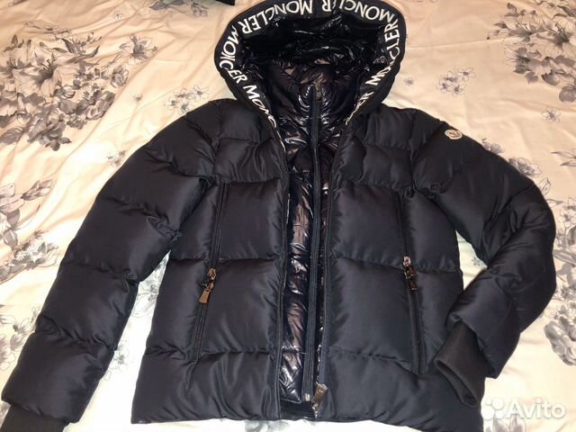 Пуховик Moncler