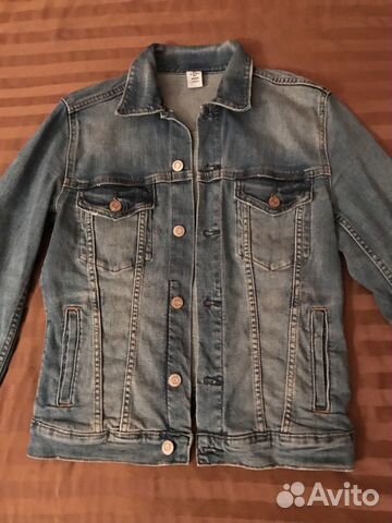 Куртка джинсовая H&M 40-42 размер Куртка джинсовая H&M 40-42 размер