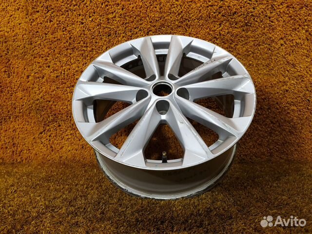 Диск Nissan Qashqai 2 J11 (б/у) Диск Nissan Qashqai 2 J11 (б/у)