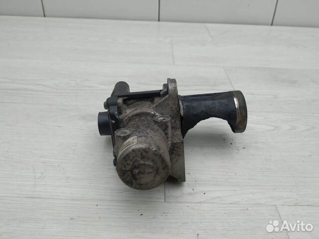 Клапан EGR 038131501BF Skoda Superb 2002-2008 Клапан EGR 038131501BF Skoda Superb 2002-2008