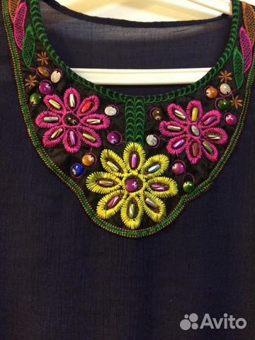 Синяя х/б блузка с орнаментом и трикотажные брюки