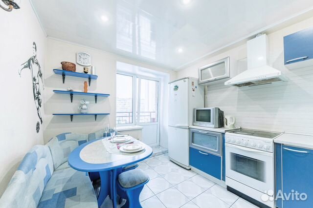 2-к квартира, 55 м², 3/3 эт.