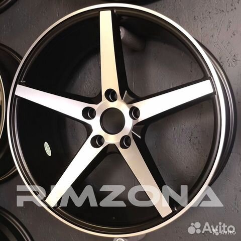 Новые диски Vossen VPS303 R18 на Ниву, УАЗ