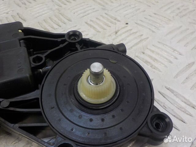 Моторчик стеклоподъемника Range Rover Sport