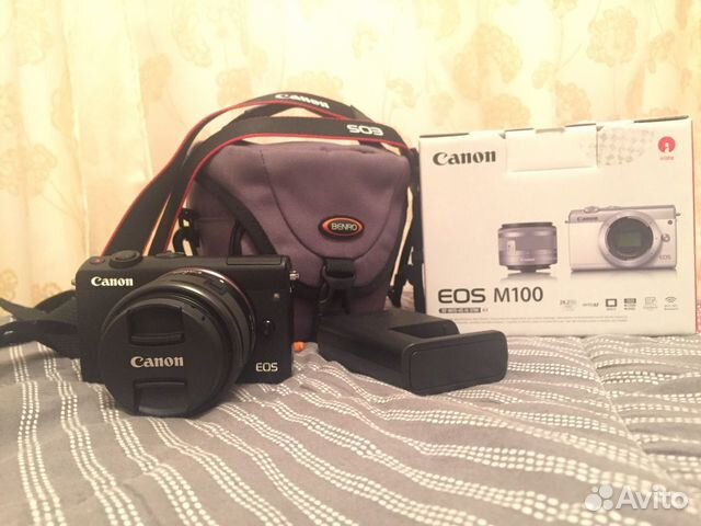 Беззеркальный фотоаппарат Canon EOS M100 Беззеркальный фотоаппарат Canon EOS M100