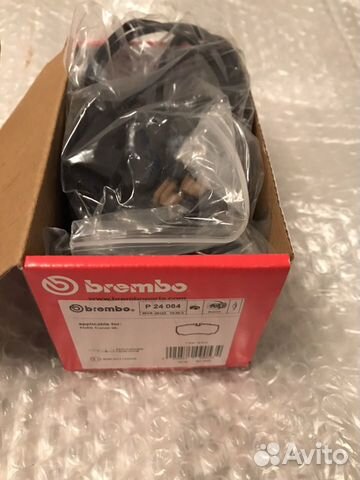 Новые задние тормозные колодки Ford Transit Brembo