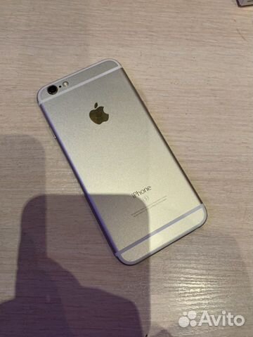 Телефон iPhone