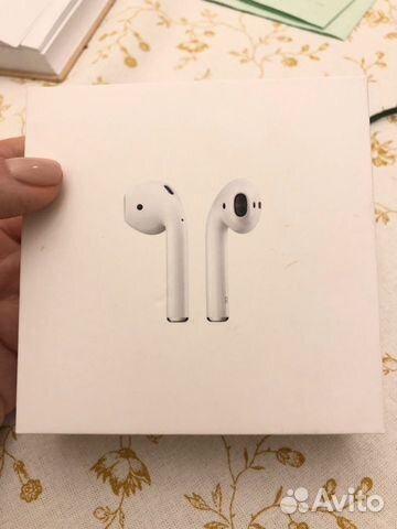 Беспроводные наушники AirPods 1 поколения Беспроводные наушники AirPods 1 поколения