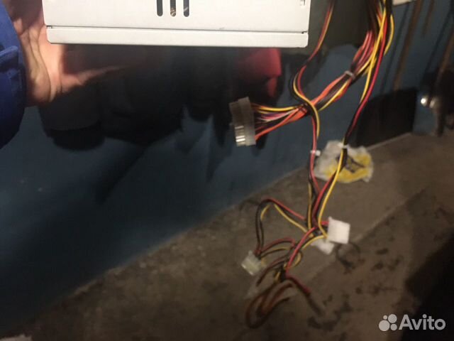 Компьютерный блок питания на 340w