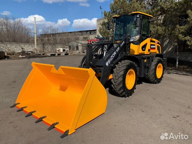 Фронтальный погрузчик bizon 930 Фронтальный погрузчик bizon 930