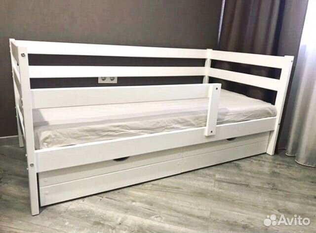 Детская кроватка Детская кроватка