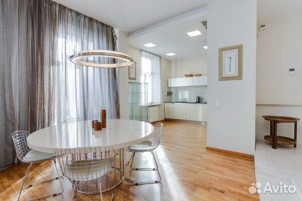 2-к квартира, 117 м², 6/7 эт. 2-к квартира, 117 м², 6/7 эт.