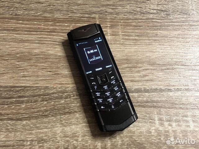 Телефон Vertu Signature S