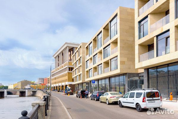 2-к квартира, 140.4 м², 3/6 эт.