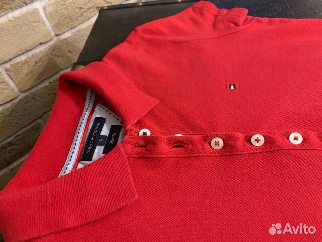 Футболка женская Levis, Поло женское Tommy Hilfige Футболка женская Levis, Поло женское Tommy Hilfige