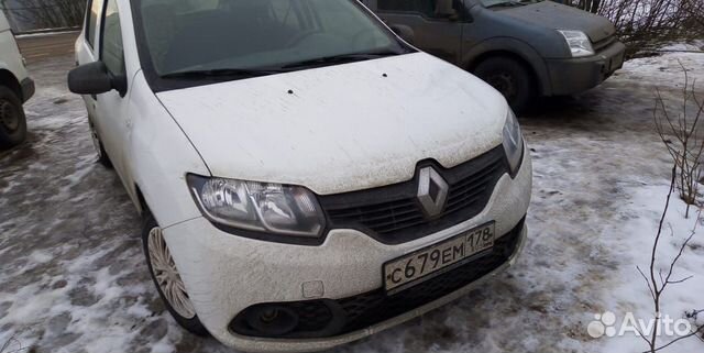 Renault Sandero капот