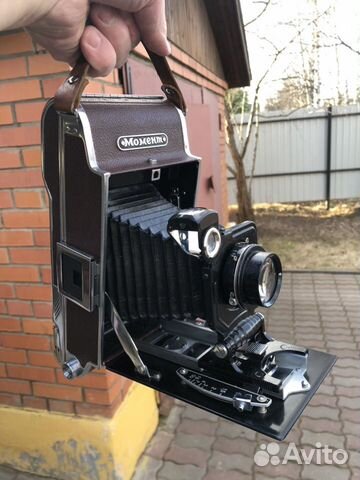 Советский фотоаппарат Момент