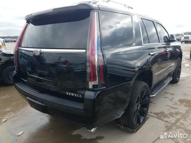 В разборе Кадиллак Эскалейд Escalade 4