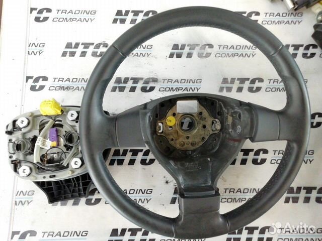 Руль Volkswagen Golf MK5 BLX 2005 Руль Volkswagen Golf MK5 BLX 2005