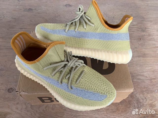 Кроссовки Adidas yezzy boost 350 v2 Кроссовки Adidas yezzy boost 350 v2