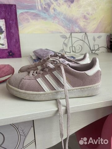 Кроссовки Адидас