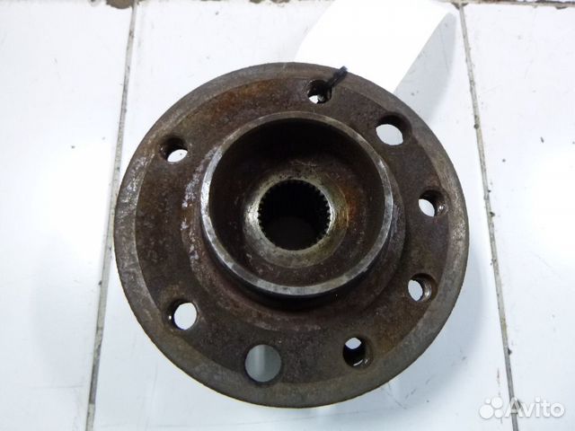 Ступица передняя Opel Astra H Family