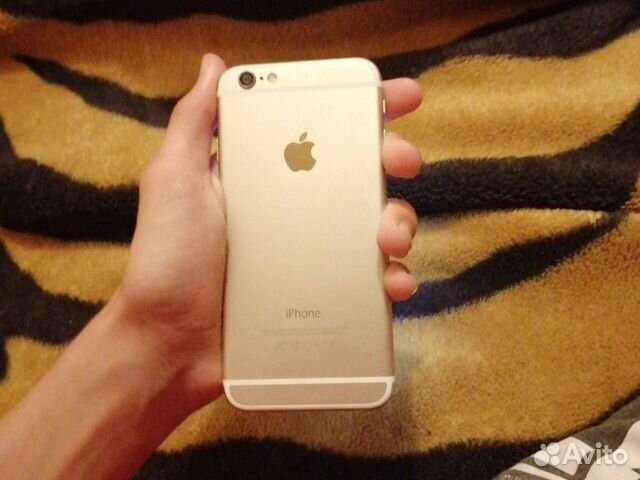 Телефон iPhone 6
