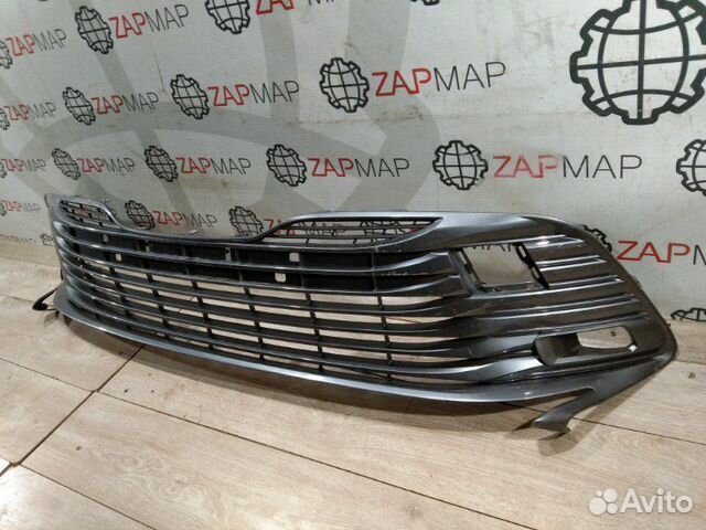 Решетка радиатора (нижняя) Toyota Camry V70 XV70