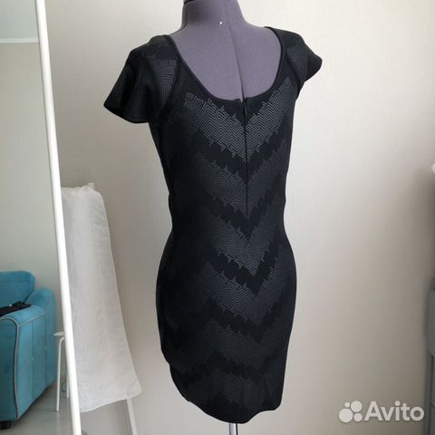 Платье трикотаж Armani Exchange 42-44 новое Платье трикотаж Armani Exchange 42-44 новое