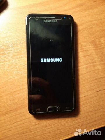 Телефон Samsung galaxi J5 Prime