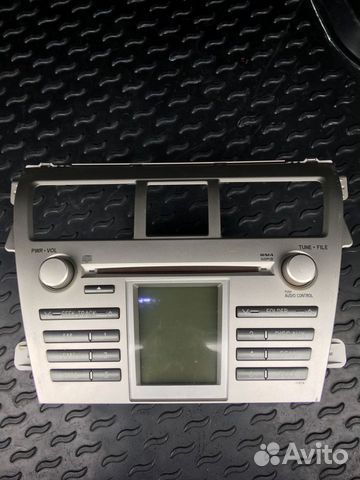 Магнитола на Тойота Ярис