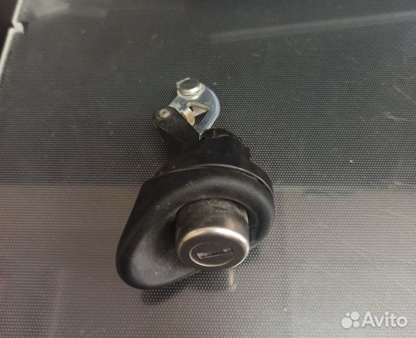 Ключ,личинка зажигание,двери рено логан 1