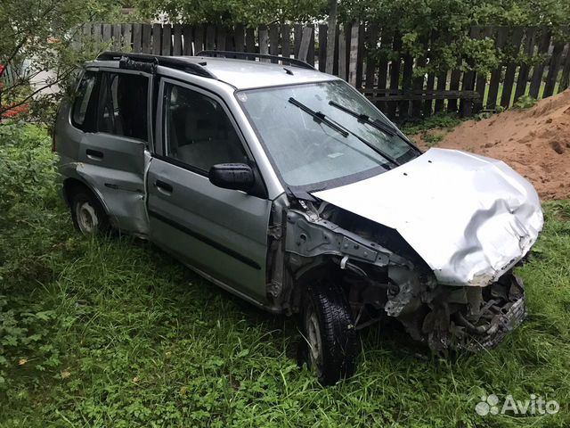 Разбираю Mazda Demio Familia 2000 DW