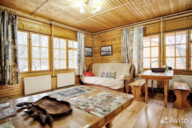 

Коттедж 270 м² на участке 10 сот.