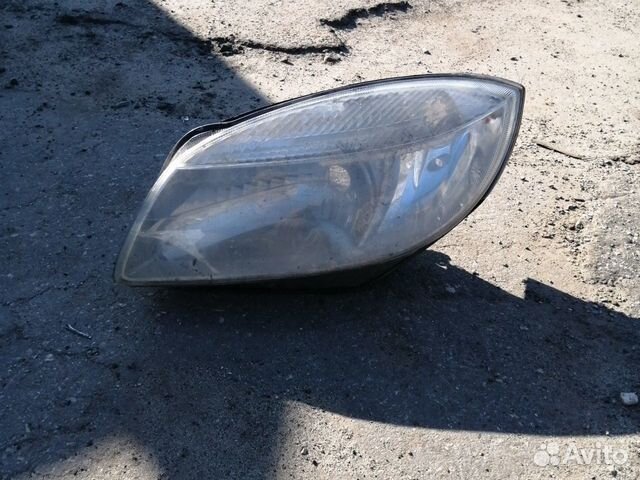 Skoda fabia 2 фара с дефектами