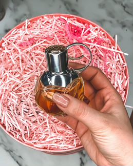 Azzarro wanted girl parfum парфюм аззарро вантед