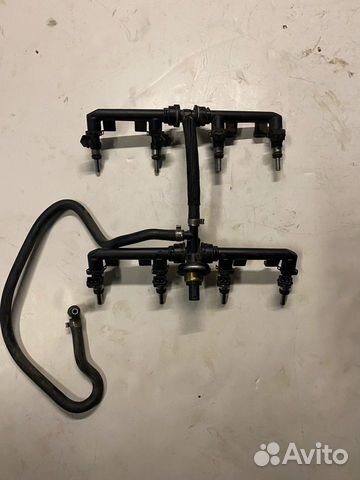 Топливная рампа с форсунками BMW S1000RR К46 2010