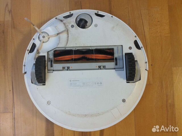 Робот-пылесос Xiaomi Mi Robot Vacuum Cleaner