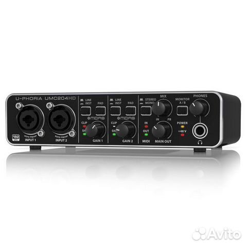Аудиоинтерфейс Behringer UMC204HD