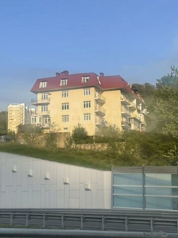 2-к. квартира, 68 м², 2/4 эт.