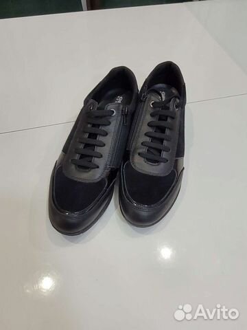 Кроссовки женские 42 размер